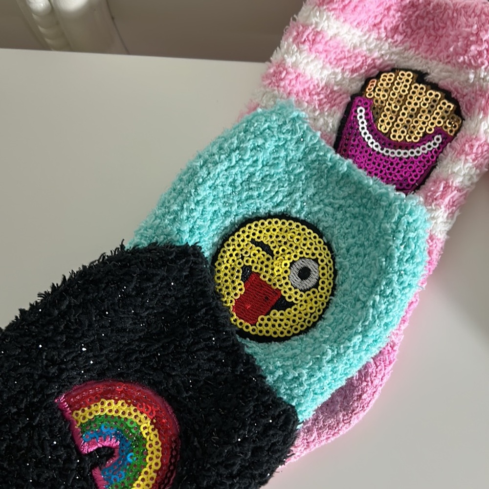 Girls size 6-8 years old super fun fuzzy socks